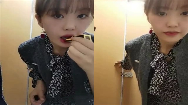 【公厕偷拍】超薄黑丝贫乳骚妹淫语连发！挑逗路人 跳蛋狂震蜜穴高潮喷水实录