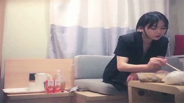 91沈先生 巨屌狂操校花级苗条妹 白嫩肉体颤抖高潮