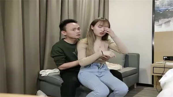 【步宾探花】深夜第二场实录：极品高颜值气质美女娇喘连连，湿身诱惑！