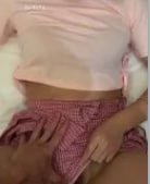 约炮真空学生妹，衣服不脱直接干，快感爆棚！