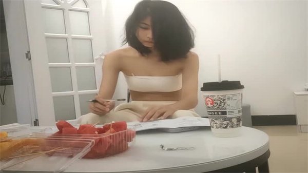 【原胖子传媒】想结婚的清纯学生妹？身体却诚实地渴求开发！