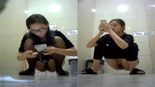 【偷拍】商场极品美女公厕激情尿尿实录 骚穴全开湿哒哒