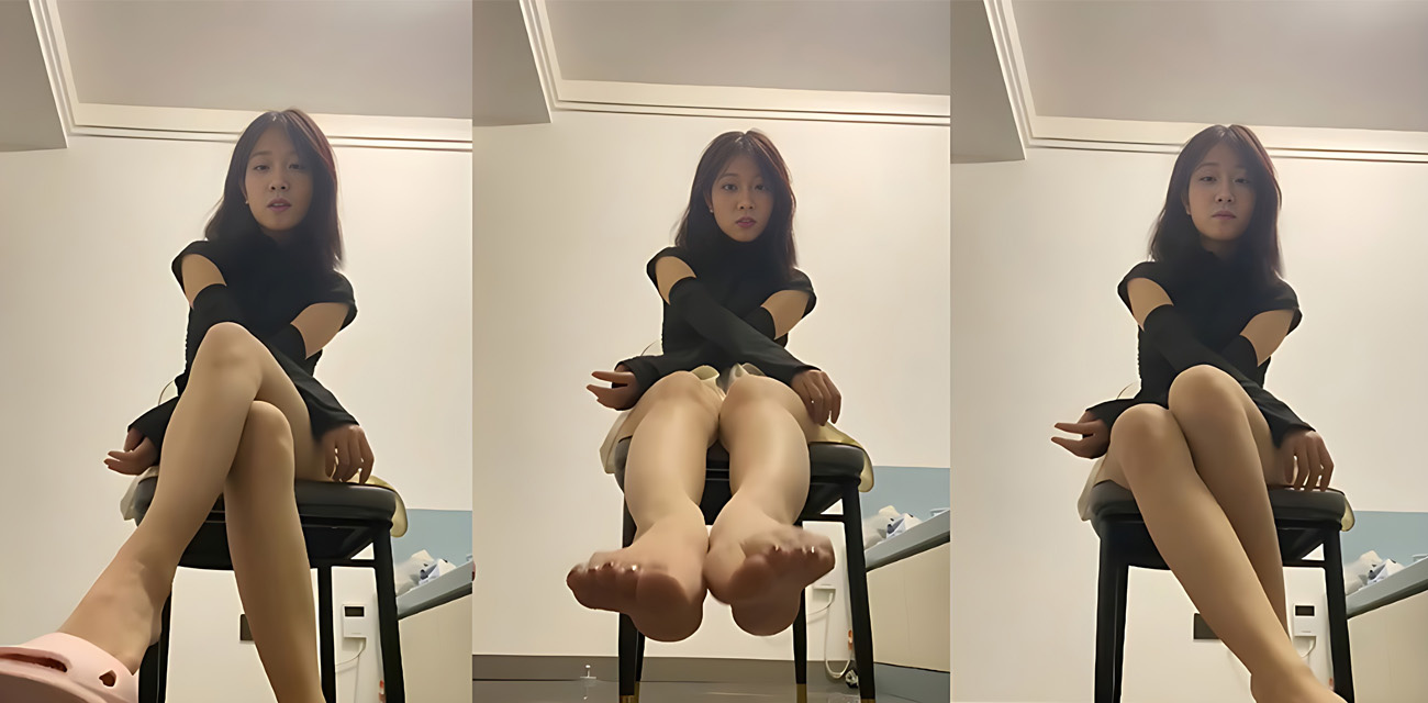 廊坊交大小美女【顾朵】拍淫片捞金梦破碎，遭甜言利诱哄骗全裸露脸发骚，校园母狗耻辱瞬间疯传