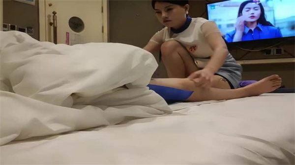 精油推背勾搭极品G奶巨乳女技师 爆操狂干内射颜射