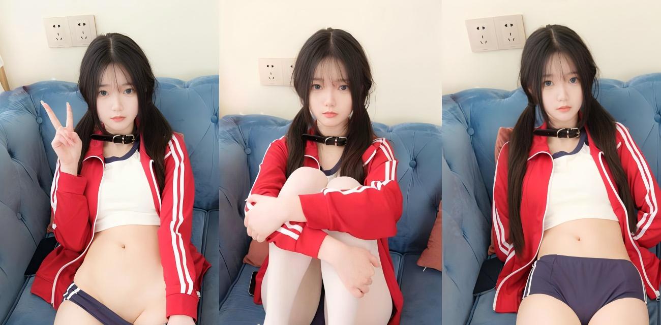 白虎福利姬【小恩】重金定制体操服视频流出，白丝美腿诱惑撩人水晶棒猛插粉嫩骚穴