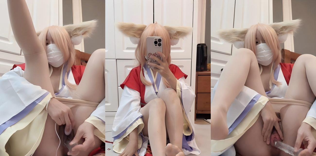 超嫩萝莉福利姬【琴喵】自慰私拍，腿裹肉丝淫语挑逗，假屌跳蛋齐上阵娇喘声销魂淫荡