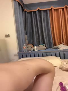 校花女神..舔舌揉奶诱惑【小蝴蝶飞】~放飞自我~双道具自慰!